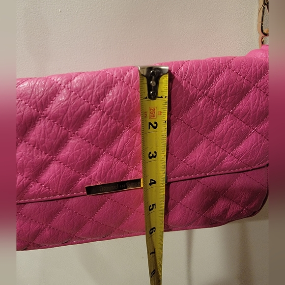 Daphne Damsel in Defense Concealed Collection Kari's Clutch - Picture 6 of 16